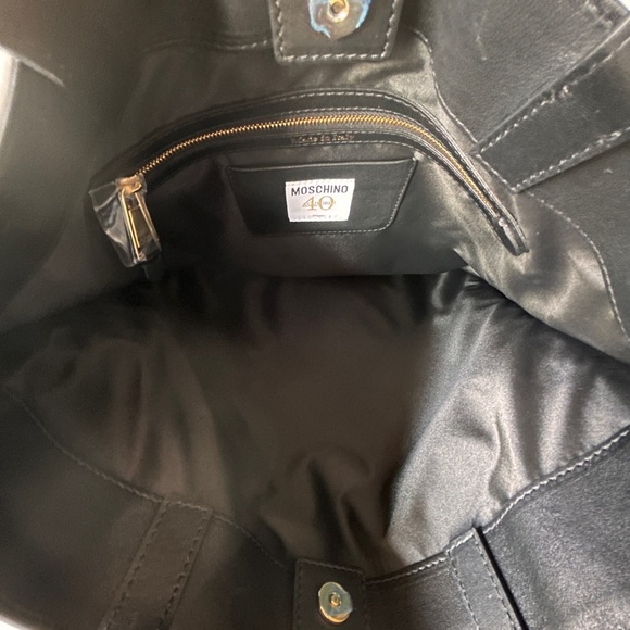 Moschino Couture Heart of Wool Leather Tote NWT - Picture 9 of 10